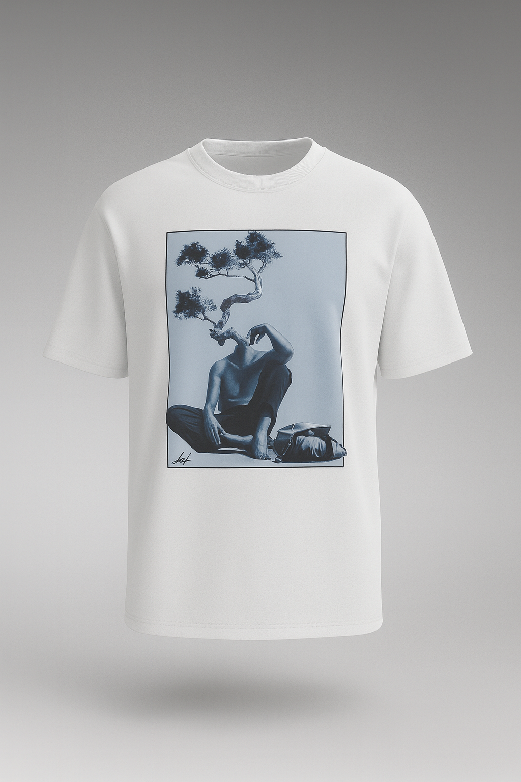 LOST IN THOUGHT – OVERSIZED TEE